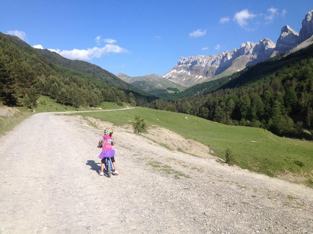 Pension Txiki Ісаба Екстер'єр фото